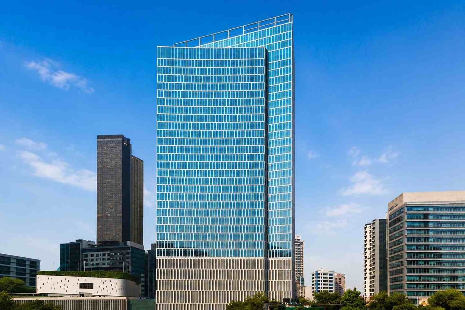 Lodha Excelus Mahalaxmi Lower Parel Belt